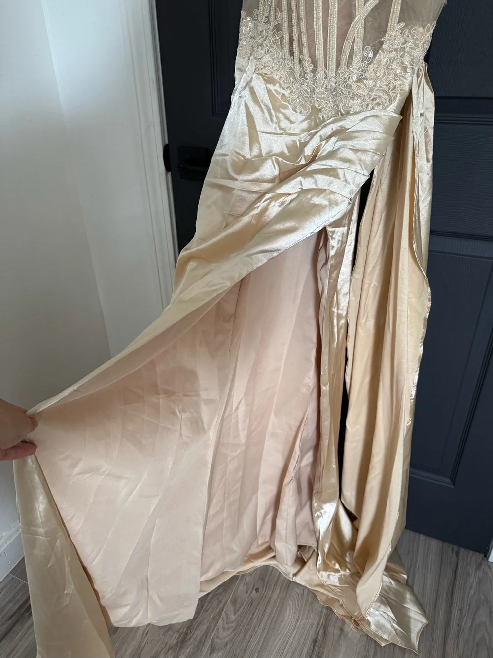 Champagne Mermaid Gown with Corset Lace Bodice - Size 10 NWOT - Picture 7 of 8